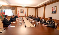 Baykar Yönetim Kurulu Başkanı Bayraktar, Azerbaycan Savunma Bakanı Hasanov'la görüştü