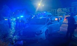 Bingöl'de iki otomobil çarpıştı: 2 yaralı