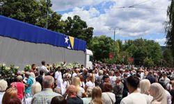 Bosna Hersek'te toprağa verilecek 10 şehidin cenazesi, dualarla Srebrenitsa'ya uğurlandı