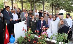Bünyanlı 15 Temmuz Şehidi Cennet Yiğit kabri başında anıldı