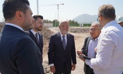 Büyükkılıç ve Elitaş, Kartal Katlı Kavşağı'ndaki çalışmaları yerinde inceledi