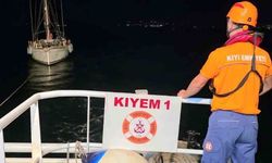 Çanakkale'de sürüklenen teknedeki 2 kişi kurtarıldı