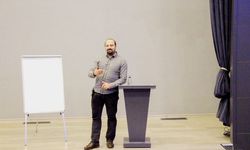 ÇOMÜ'de taciz dosyası olan akademisyenin dosyasına mahkemeden yürütmeyi durdurma kararı