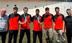 Darıcalı karateciler Samsun'dan 4 madalyayla döndü