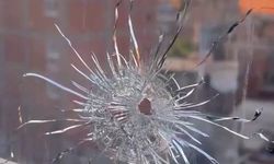 Diyarbakır'da bir evin penceresine kurşun isabet etti