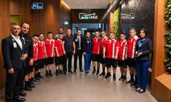 Down Futsal Milli Takımı'nın Genuine Cup için ABD'ye yolculuğu başladı