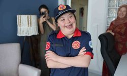Down sendromlu Nihal Su'nun itfaiyeci olma hayali 18'inci yaş gününde gerçek oldu