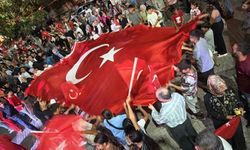 Edremit, 15 Temmuz'da tek yürek oldu