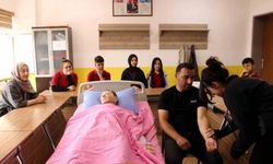 Erzincan'da meslek lisesi sağlık sektörüne bakım personeli yetiştiriyor