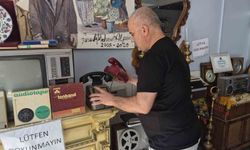 İçindeki 'ukde' binlerce parçadan oluşan bir antika koleksiyonuna dönüştü