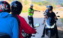 Jandarmadan motosiklet sürücülerine güvenli sürüş eğitimi