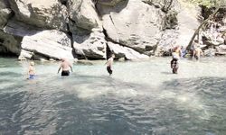Kanyonda yangın paniği