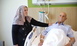 Karaciğerinde 13 santimetrelik tümör bulunan hasta 10 saatlik ameliyatla sağlığına kavuştu
