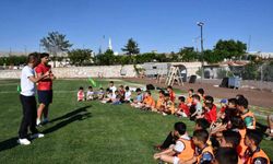 Karaman'da İl Özel İdaresi'nin ücretsiz yaz futbol kursu başladı