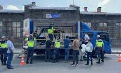 Kars'ta takla simülasyonu gerçeği aratmadı: Emniyet kemeri hayat kurtarır