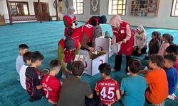 Kızılay'dan yaz Kur'an kurslarındaki çocuklara sürpriz