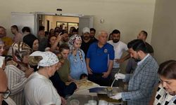 Kütahya Şehir Hastanesi'nde bin kişilik aşure ikramı