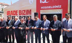 Kütahya'da '15 Temmuz Anma ve Deneyimleme Çadırı' Zafer Meydanı'nda açıldı