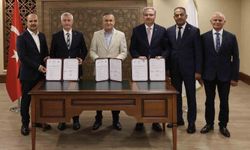 LGS'de başarı gösteren öğrencilere Şahinbey'den eğitim desteği
