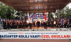 LGS'de çifte şampiyonluk Gaziantep Kolej Vakfı'nda