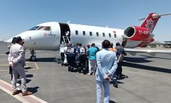 Mısır'da trafik kazası geçiren 3 Türk hava ambulansıyla Türkiye'ye getirildi