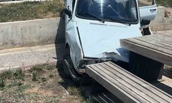 Otomobil millet bahçesine uçtu: 1 yaralı