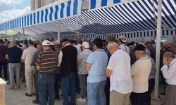 Samsun'da evinde ölü halde bulunan genç kız toprağa verildi