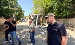 Sürücü kimseye zarar vermemek için freni boşalan tırı yan yatırdı, 1 yaralı