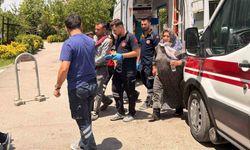 Takla atan otomobildeki 4 kişi yaralandı