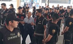 Vali Tuncay Sonel, koruma polisi Şükrü Eroğlu ile emekli polis memuru Gökhan Ertok Erzurum Adliyesi'nde ifade veriyor