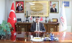 Van OSB Başkanı Memet Aslan: 'Bu aziz millet küllerinden doğarak yeni bir tarih yazmıştır'
