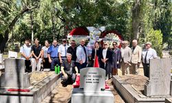 Vecihi Hürkuş kabri başında anıldı