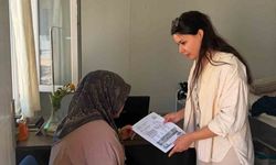 Yayladağı'nda 'Her Gebeye Bir Ebe' uygulamasıyla ev ziyaretleri sürüyor