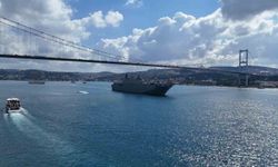 30 Ağustos'ta Deniz Kuvvetleri gemileri İstanbul Boğazı'ndan geçiş yaptı