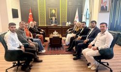 AK Parti Edremit İlçe Teşkilatı'ndan Kaymakam Engin'e ziyaret