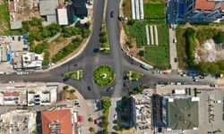Alanya Mahmutlar Mahallesi'nde sıcak asfalt çalışmaları ilerliyor