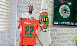 Alanyaspor, AEK forması giyen Paolo Fernandes'i kiralık olarak kadrosuna kattı