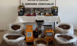 Antalya'da kaçak tütün operasyonunda 280 kilo kıyılmış tütün ele geçirildi