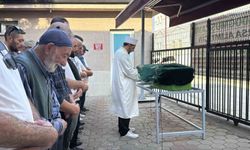 Arkadaşı tarafından bıçaklanarak öldürülen esnaf son yolculuğuna uğurlandı