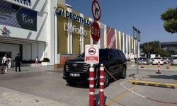 AVM'nin otoparkında tepki çekti: 25 milyonluk araç ambulans alanına park edildi