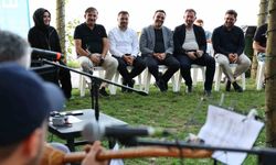 Başiskele'de türküler eşliğinde aile buluşması