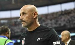 Beşiktaş tribünlerinden Vincenzo Italiano'ya destek