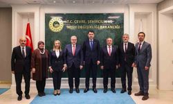Bilecik heyeti Bakan Kurum'la yatırımları masaya yatırdı