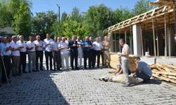 Bulanık'ta hayırseverlerin desteğiyle yapılacak caminin temeli dualarla atıldı