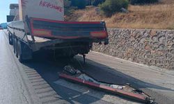 Burdur'da tırlar çarpıştı: 1 yaralı