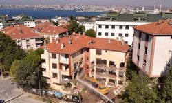 Büyükçekmece'de 4 bloktan oluşan 48 bağımsız konutun yıkımı başladı