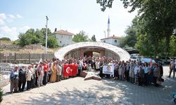 Büyükşehir'in gezi programıyla kadınlar Denizli'yi keşfediyor