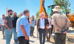 Çermikte kırsal mahalle yollarında çalışmalar sürüyor