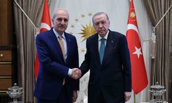 Cumhurbaşkanı Erdoğan, TBMM Başkanı Kurtulmuş'u Cumhurbaşkanlığı Külliyesinde kabul etti.