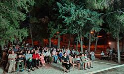 Denizli Büyükşehirden Çivril'de açık hava sineması keyfi